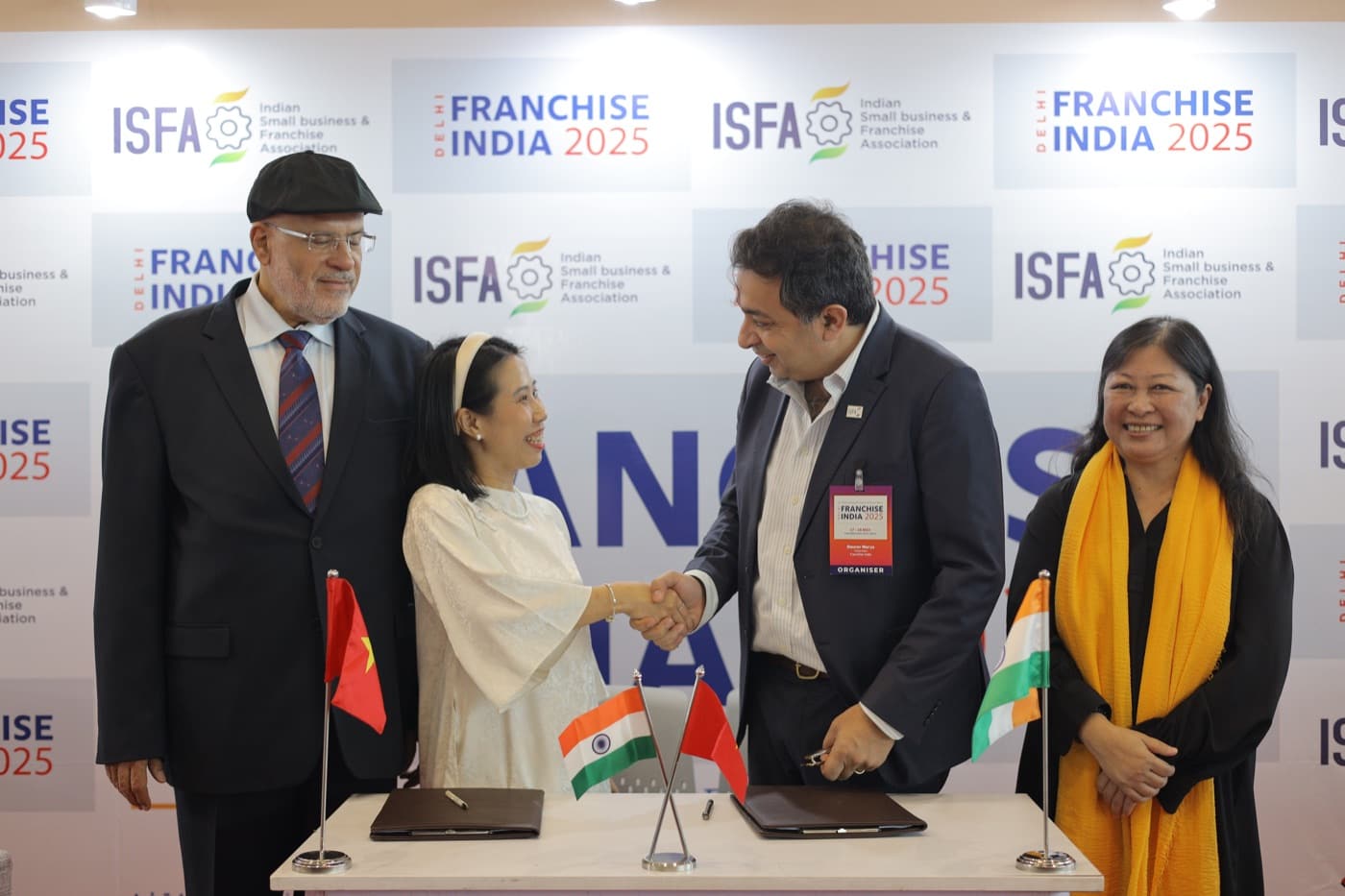 Phúc Tea ký kết hợp tác quốc tế tại Franchise India 2025